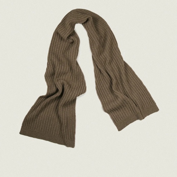 Elizabeth Suzann Classic Rib Scarf Beneficial Wool - Picture 2 of 6